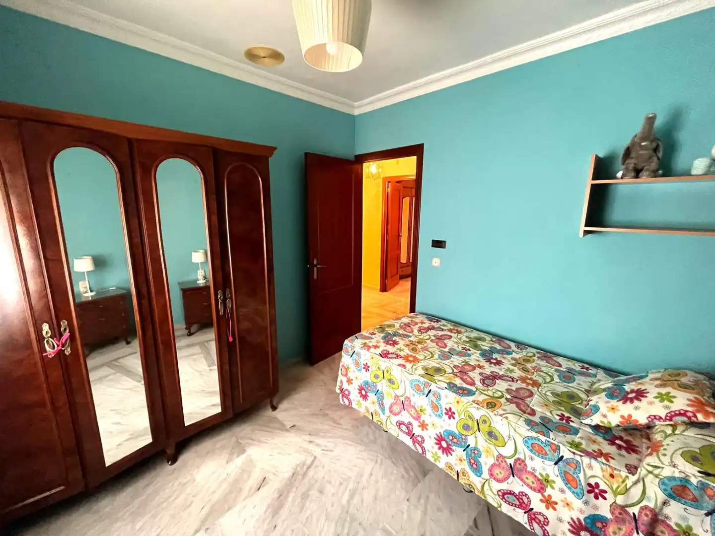 Habitación de Casa adosada en venta en Moguer con Aire acondicionado, Terraza y Trastero