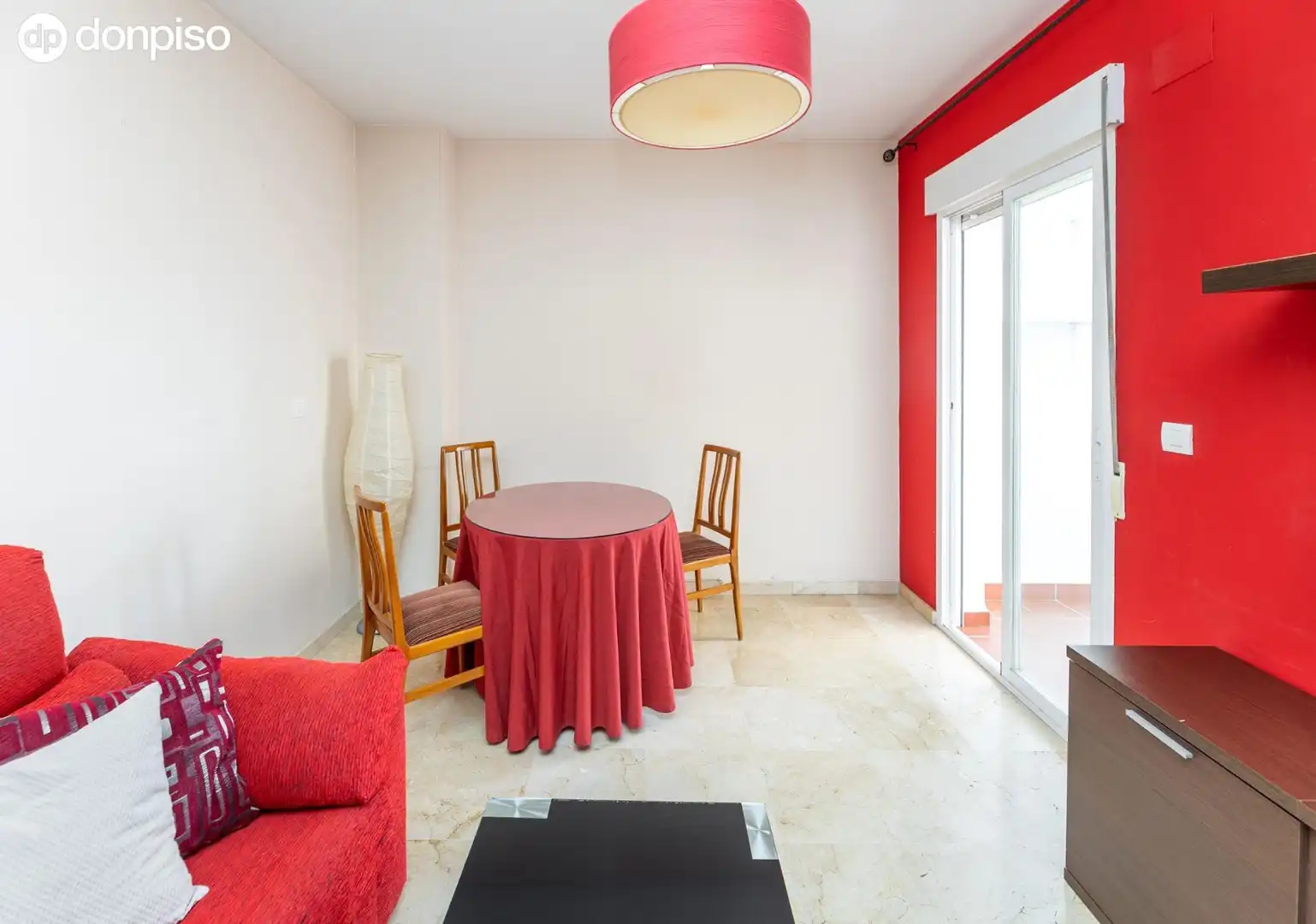 Comedor de Piso en venta en Armilla con Terraza, Amueblado y Balcón