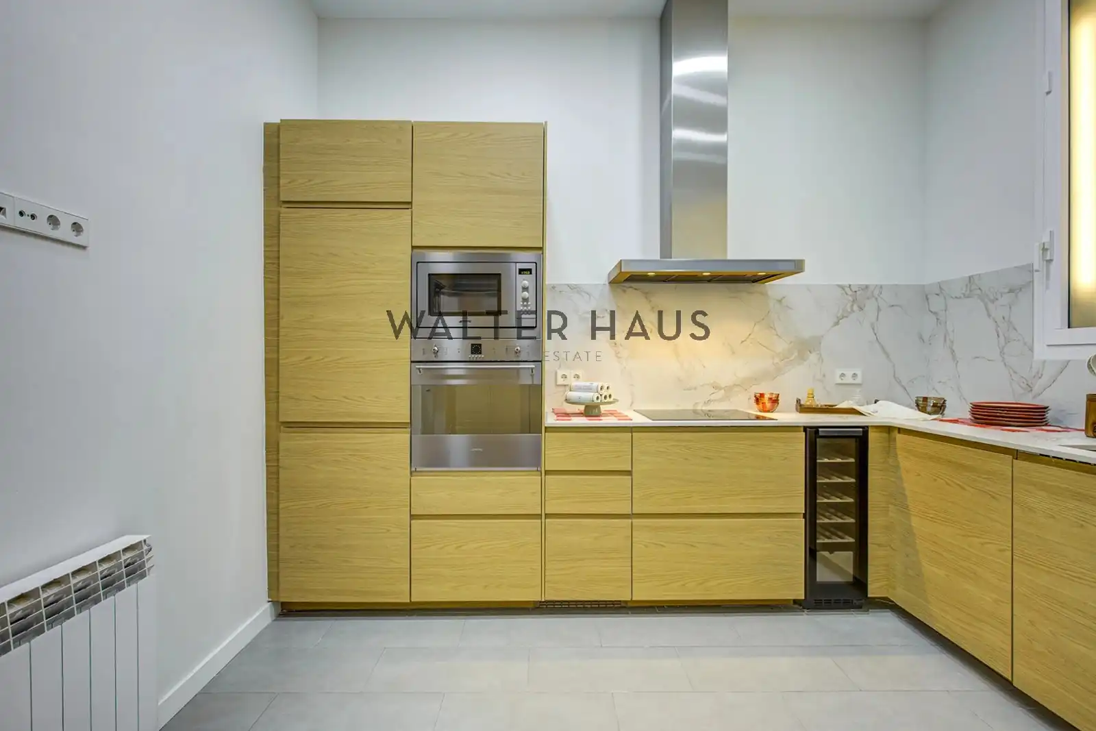 Cocina de Piso en venta en Barcelona con Aire acondicionado, Terraza y Horno