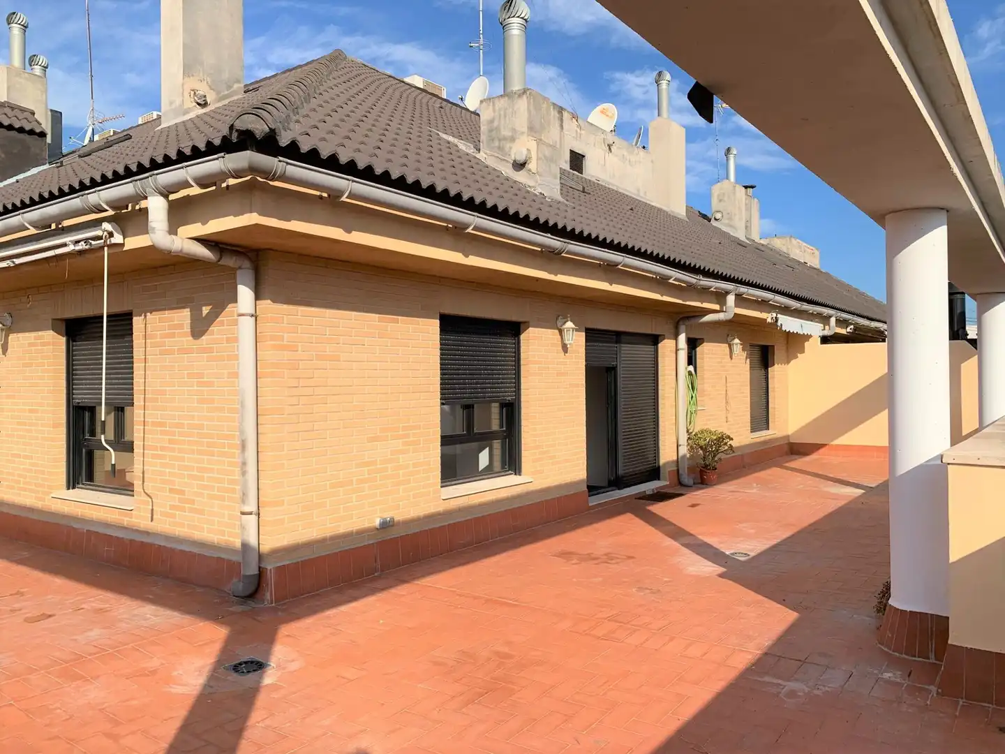 Wohnung zur Miete in Florista, Barrio de Benicalap