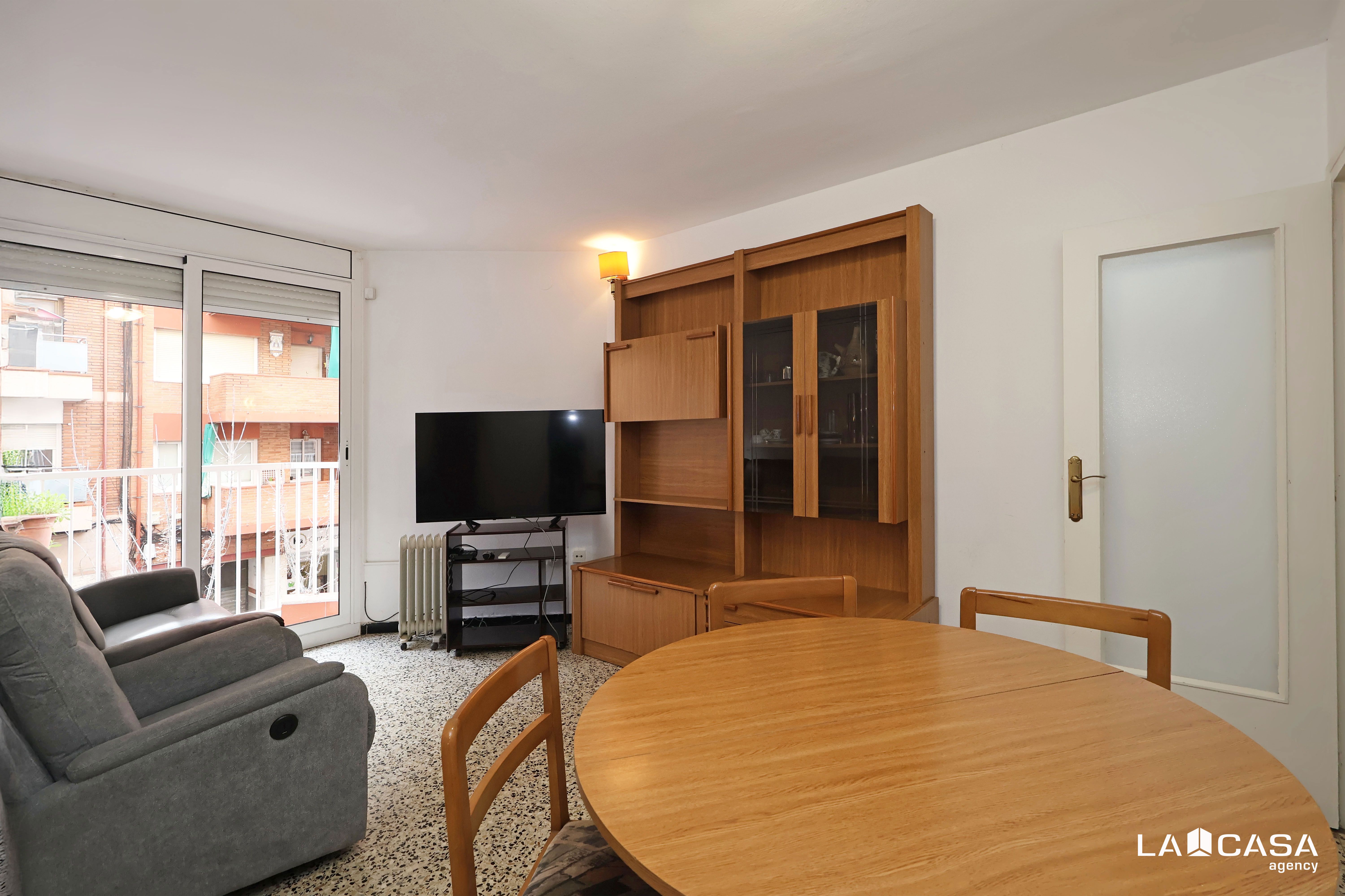 Sala d'estar de Pis en venda en Esplugues de Llobregat amb Calefacció i Balcó