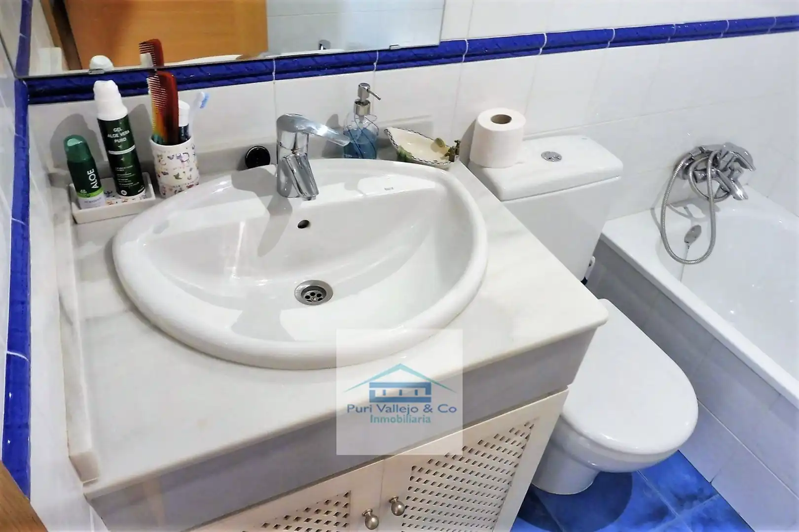 Bathroom of Detached homes for sale in Córdoba  with Air Conditioner, Heating and Terrace