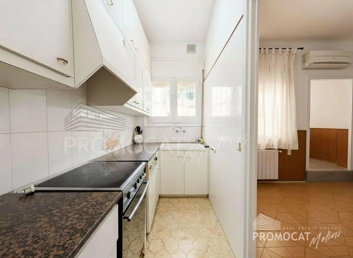 Cuina de Casa o xalet en venda en Molins de Rei amb Aire condicionat, Terrassa i Traster