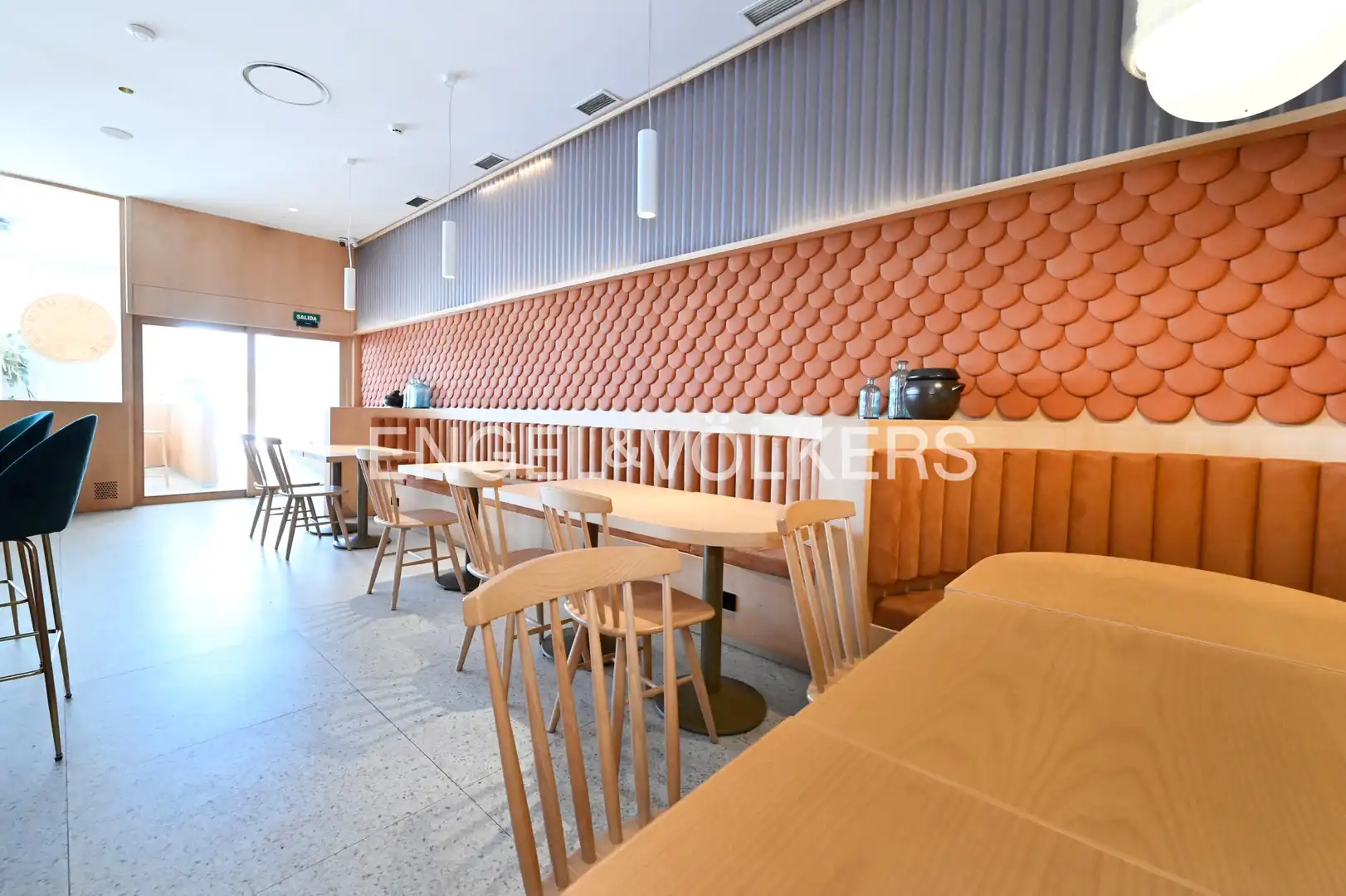 Commercial properties for sale in Santander  with Air Conditioner, Terrace and Furnished