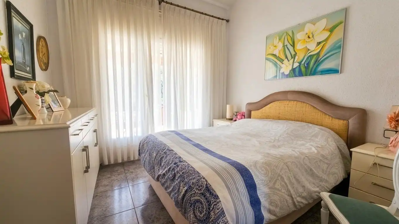Habitación de Casa o chalet en venta en Esparreguera con Calefacción, Jardín privado y Terraza