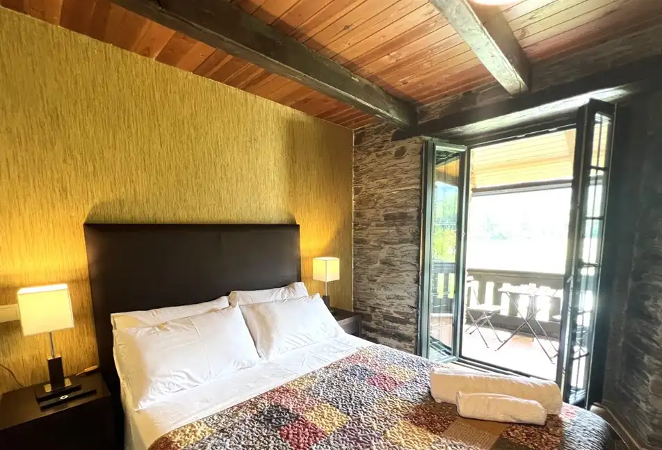 Habitación de Edificio en venta en San Tirso de Abres