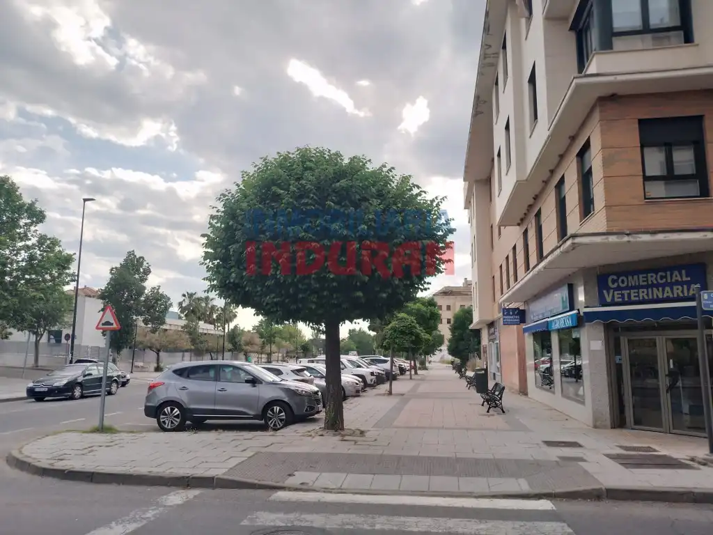 Local comercial de lloguer a Navalmoral de la Mata, imagen 9