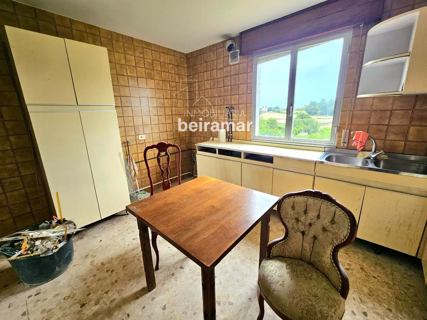 Habitación de Piso en venta en Ribeira con Calefacción y Trastero