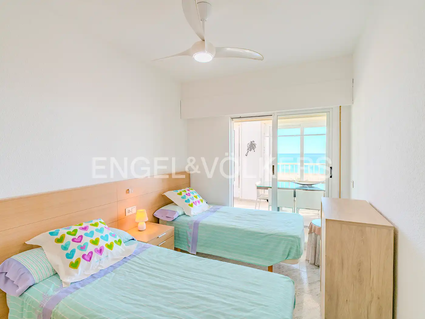Schlafzimmer von Wohnung zum Verkauf in Alicante / Alacant mit Klimaanlage, Heizung und Gemeinschaftspool
