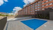 Swimming pool of Flat to rent in  Madrid Capital  with Parquet flooring, Storage room and Oven