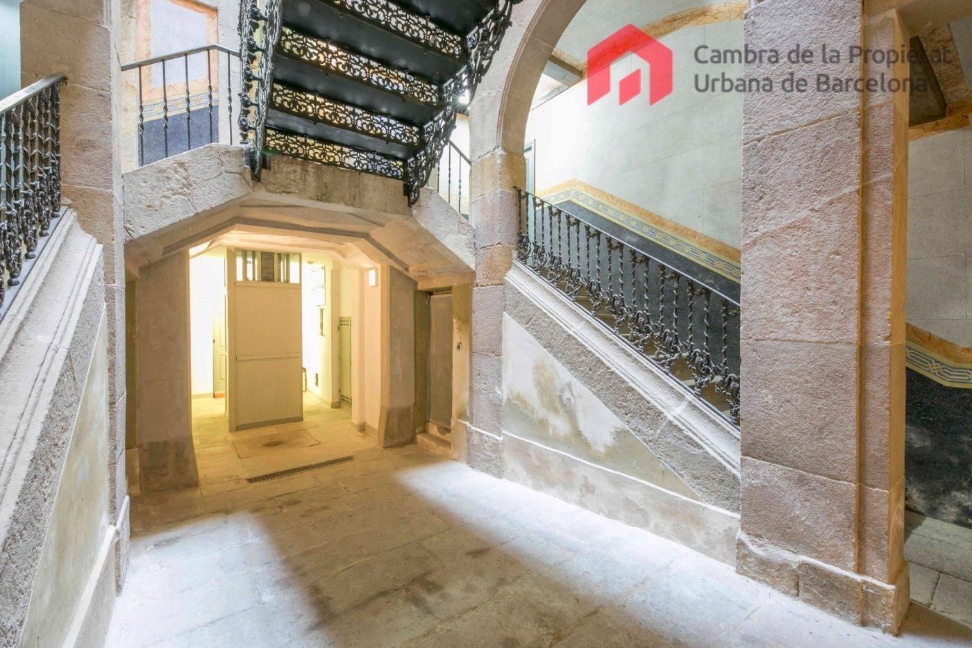 Pis en venda a El Raval, Ciutat Vella