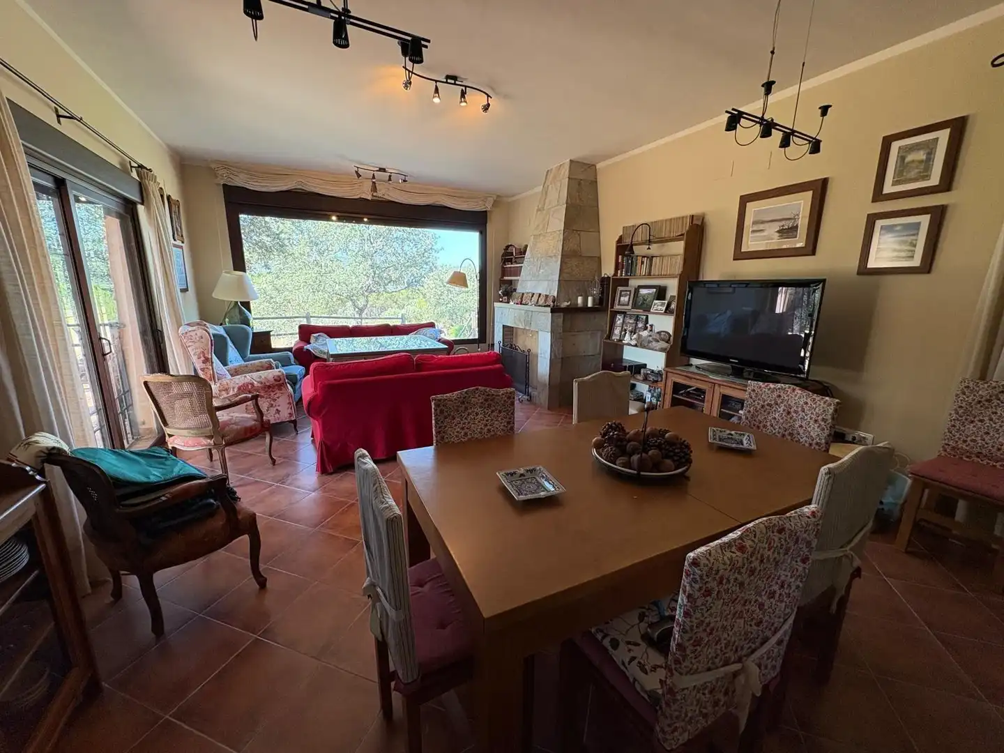 Sala de estar de Finca rústica en venta en Espiel con Aire acondicionado y Jardín privado