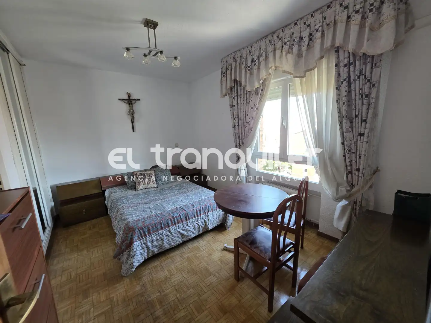Bedroom of Flat for rent in Madrid  with Air Conditioner, Parquet flooring and Terrace
