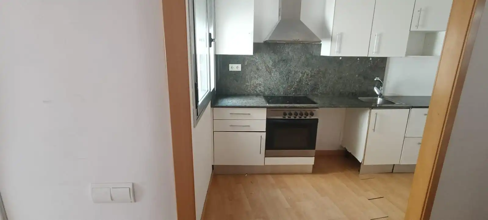 Küche von Dachboden zum Verkauf in L'Ampolla mit Terrasse und Balkon