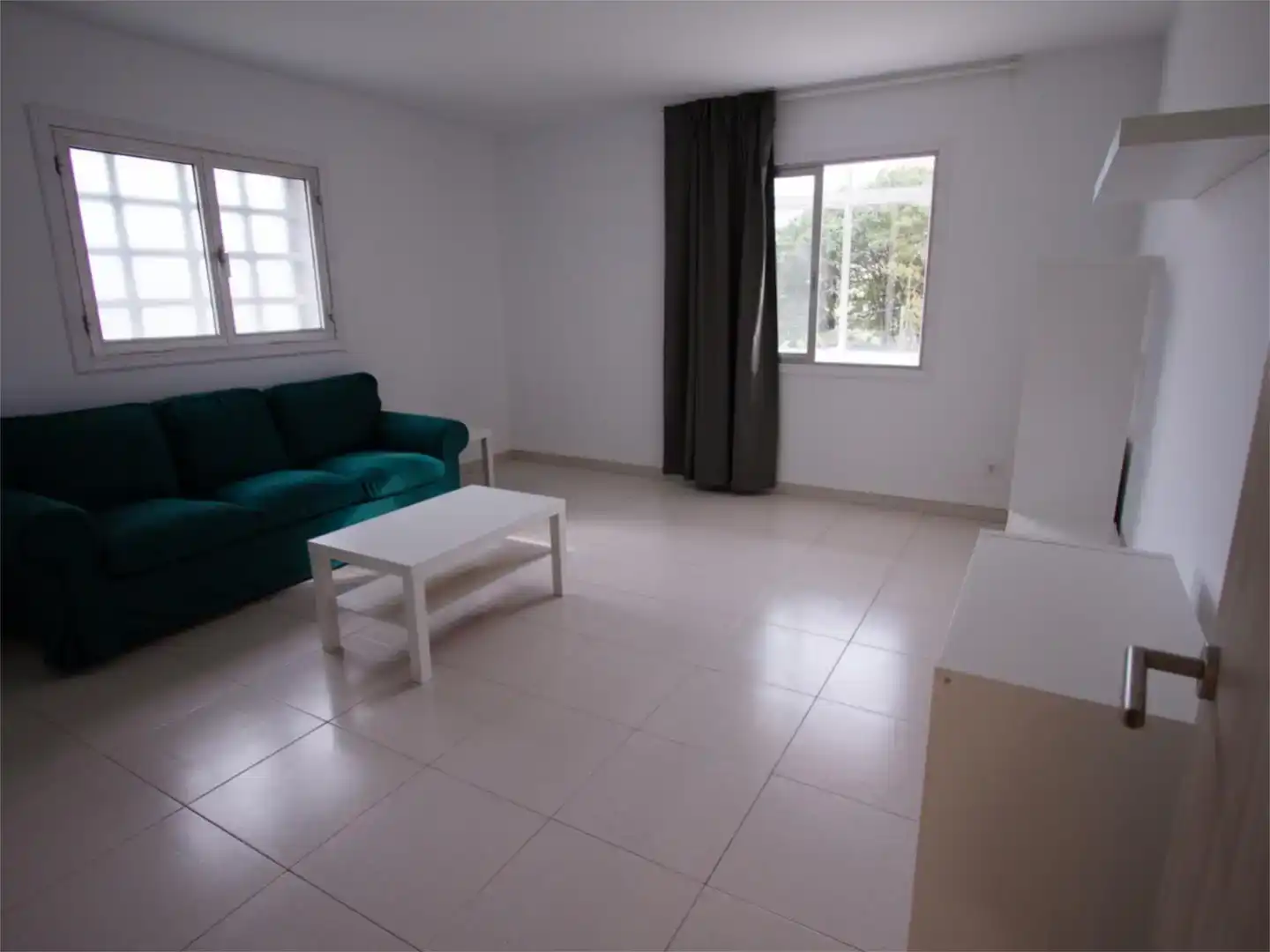 Sala de estar de Piso en venta en Ordes con Trastero, Amueblado y Balcón