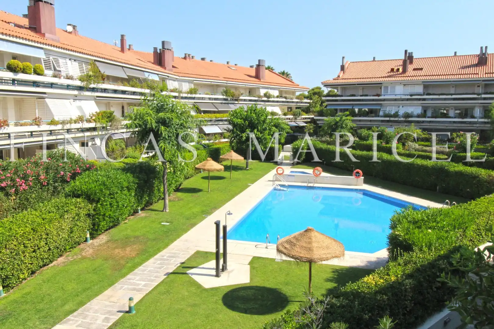 Garden of Flat for sale in Sitges  with Air Conditioner, Heating and Storage room