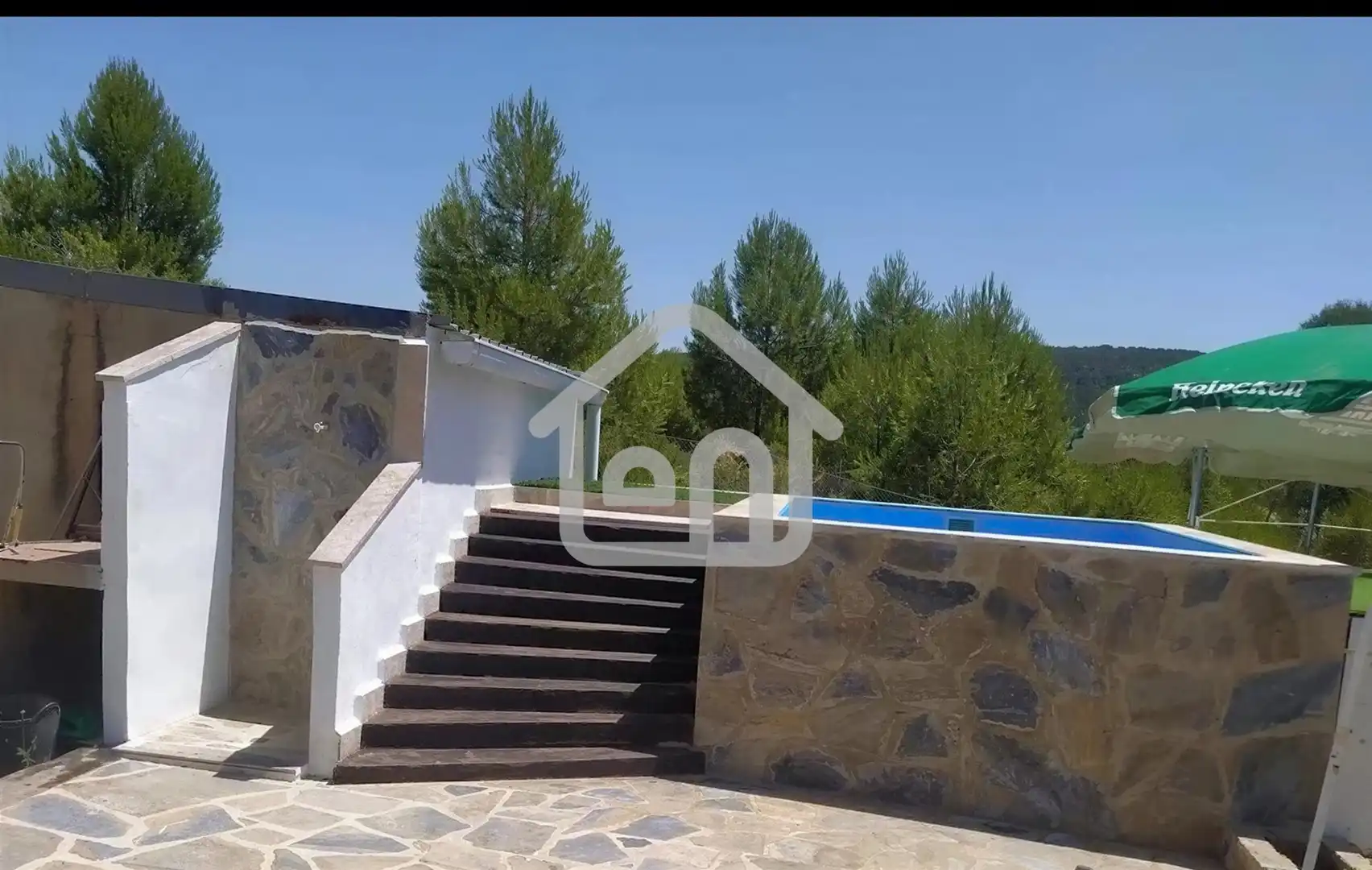 Piscina de Terreno en venta en Requena