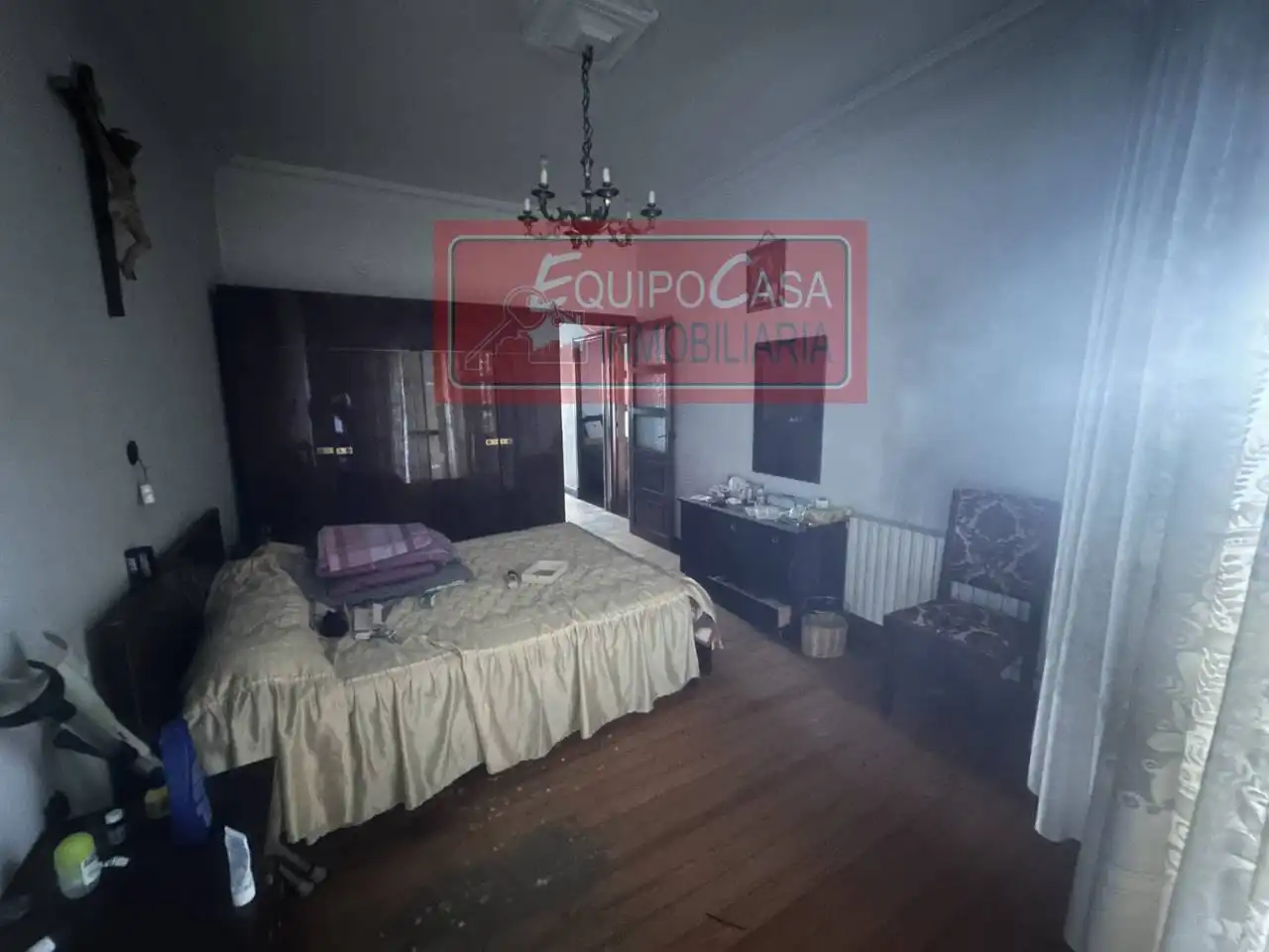 Dormitori de Casa adosada en venda en Lugo amb Calefacció, Parquet i Terrassa