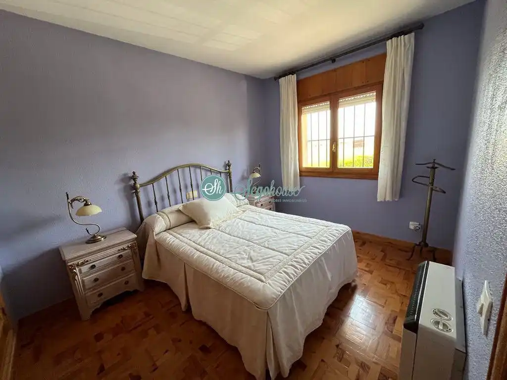Habitación de Casa o chalet en venta en Valverde del Majano con Calefacción, Terraza y Trastero