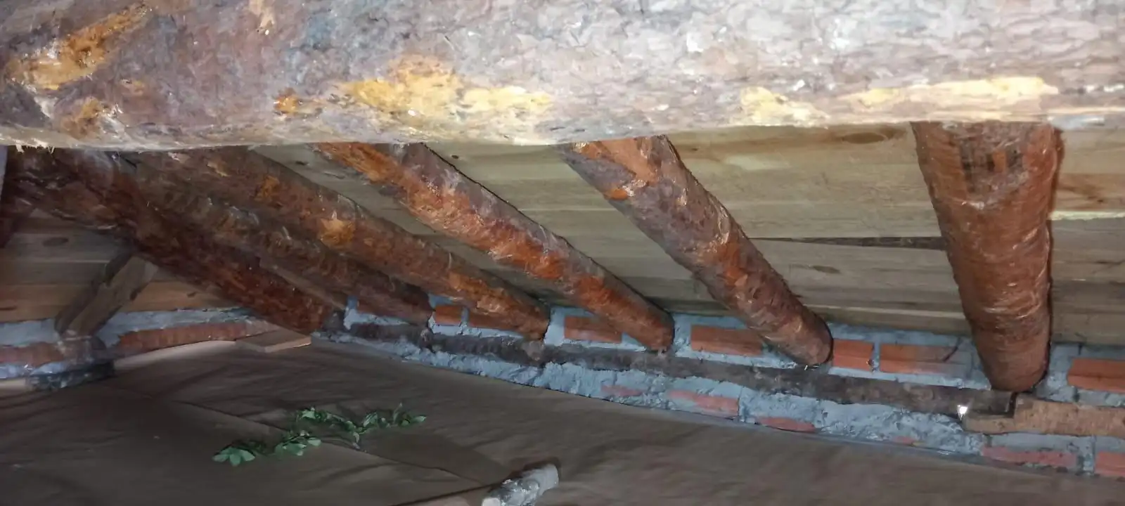Casa o xalet en venda en Torrecilla del Pinar amb Jardí privat, Traster i Moblat