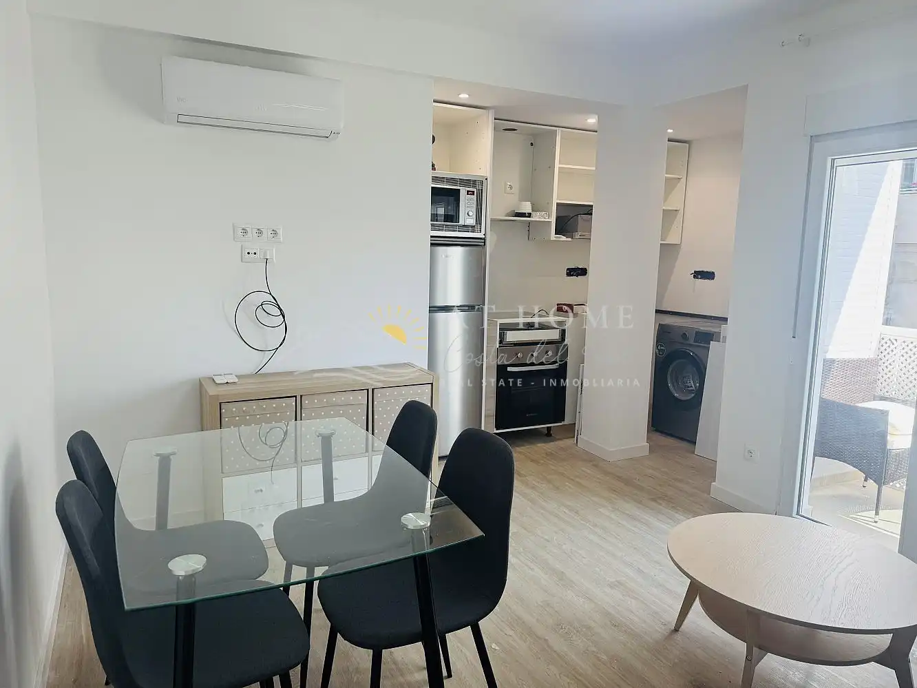 Cuina de Apartament en venda en Nerja amb Terrassa, Piscina i Forn