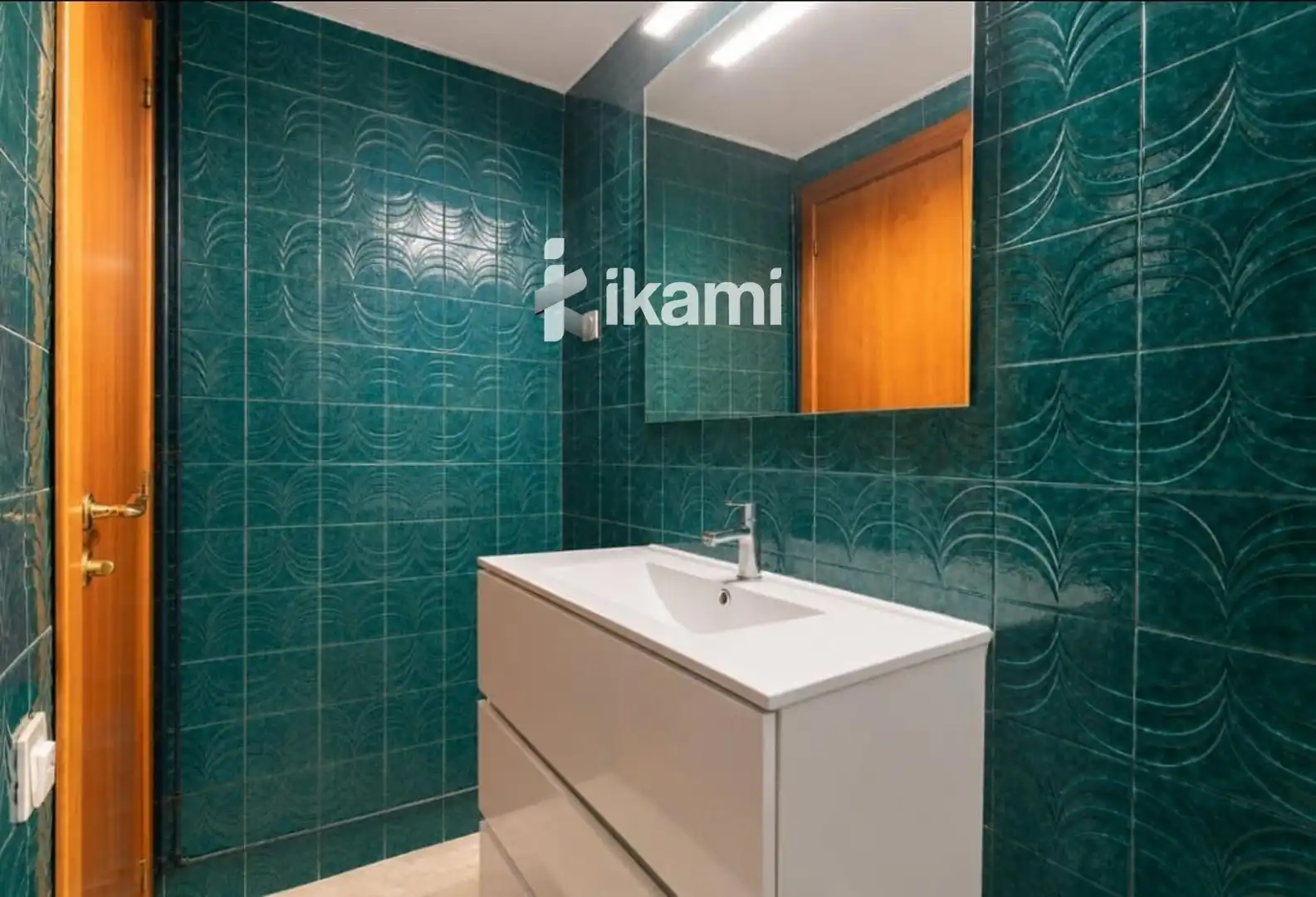 Baño de Ático en venta en Barcelona con Aire acondicionado, Calefacción y Terraza