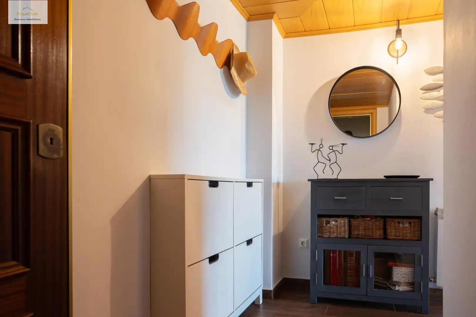 Wohnung zum Verkauf in Badalona mit Klimaanlage, Heizung und Terrasse
