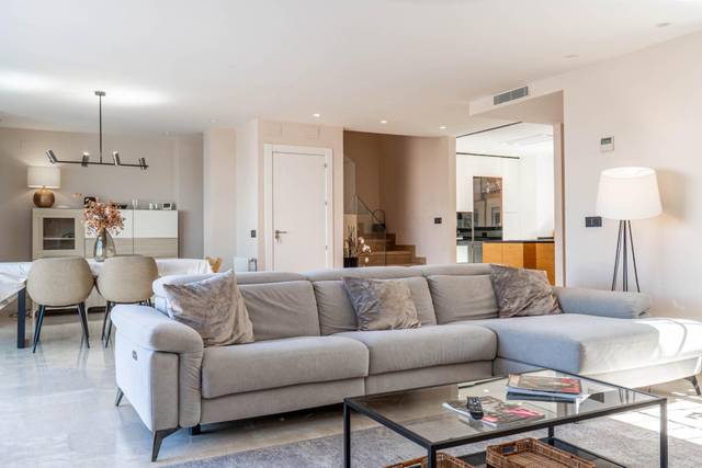 Casa adosada en Venta en Calle TABLAS en Cájar