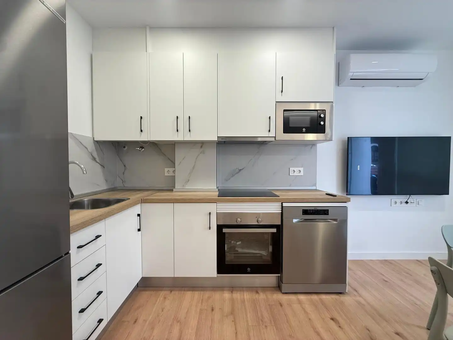 Kitchen of Ground floor for rent in Murcia