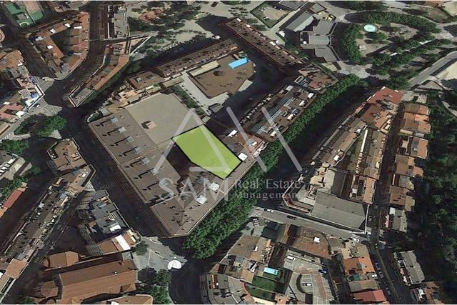 Local comercial en Venta en Centre - Passeig i Rodalies