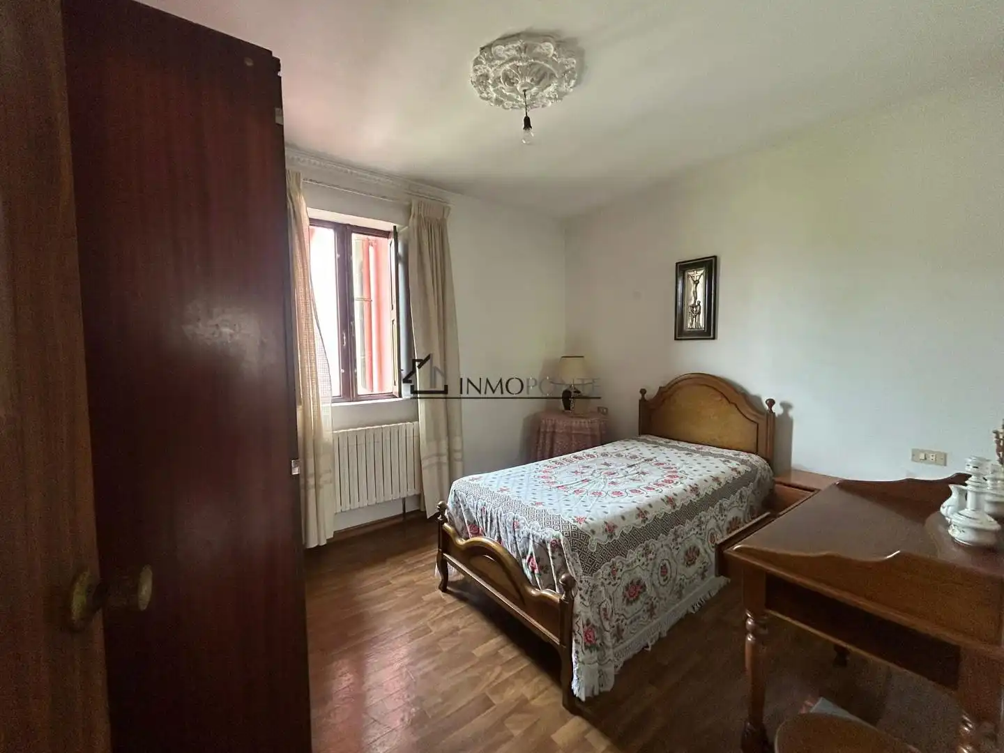 Dormitori de Casa o xalet en venda en Poio amb Calefacció, Jardí privat i Terrassa