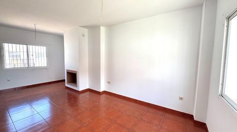 Foto 4 de Casa adosada en venta en Calle Pintor Murillo, Campillos, Málaga
