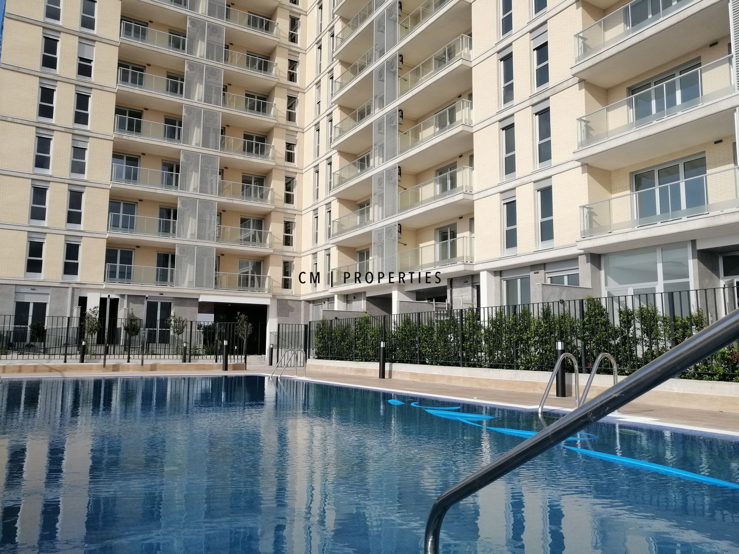 Piscina de Pis de lloguer en Sagunto / Sagunt amb Aire condicionat, Terrassa i Traster