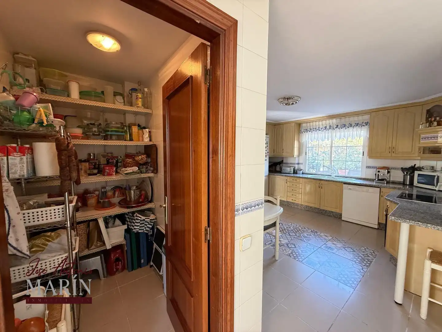 Cocina de Casa o chalet en venta en Badajoz con Aire acondicionado, Calefacción y Jardín privado