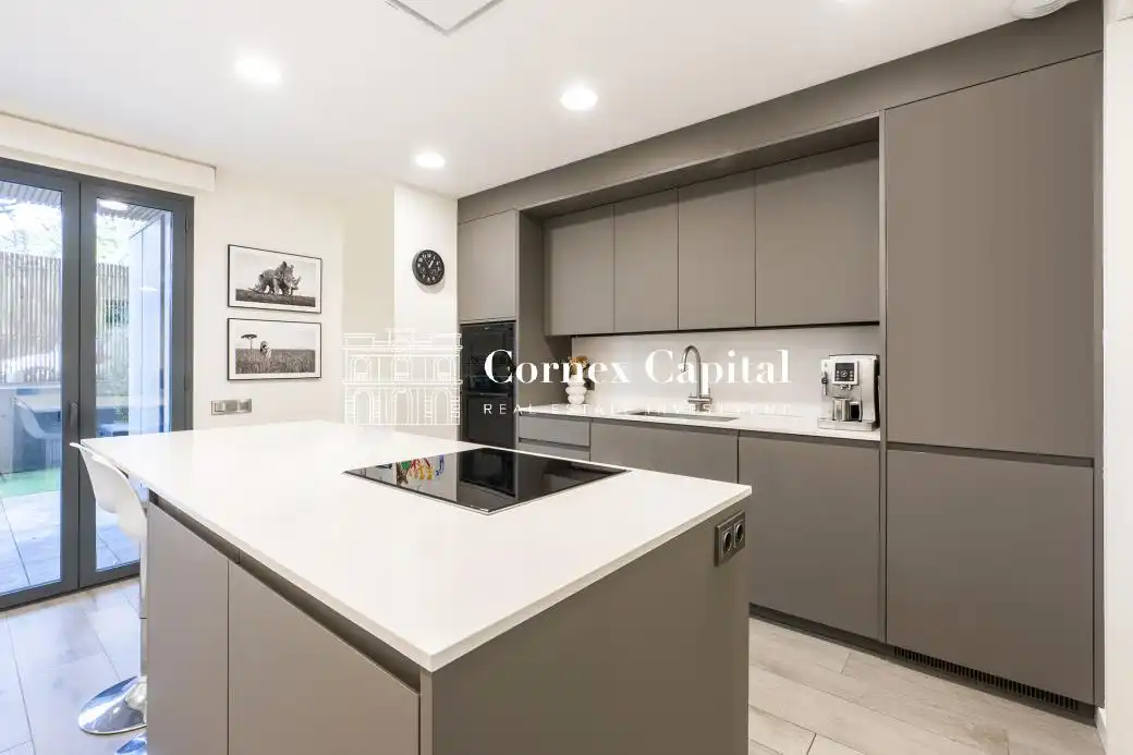 Ground floor for sale in Finestrelles