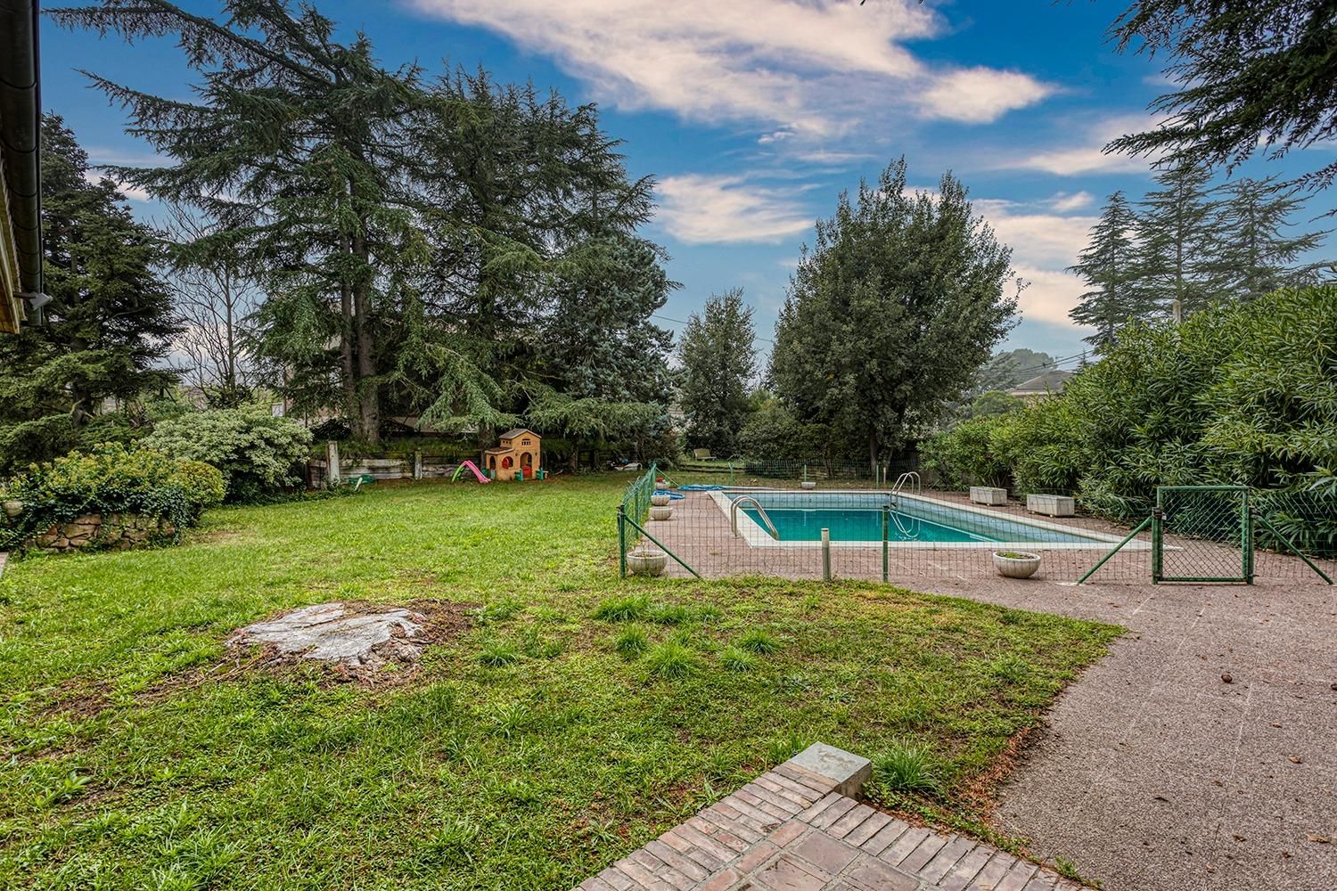 Swimming pool of House or chalet for sale in La Torre de Claramunt  with Heating, Private garden and Terrace