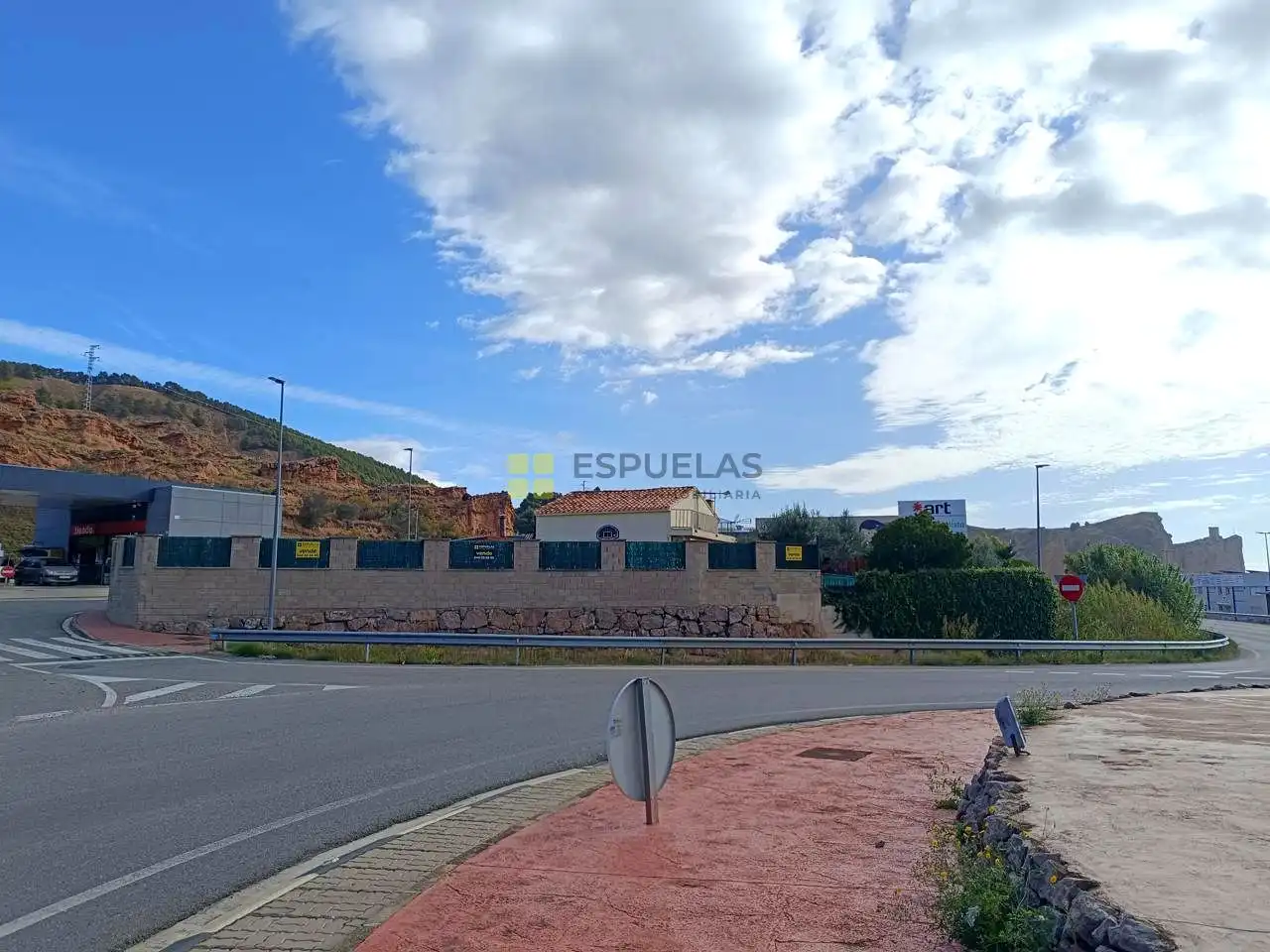 Exterior view of Houses for sale in Quel  with Private garden, Terrace and Furnished