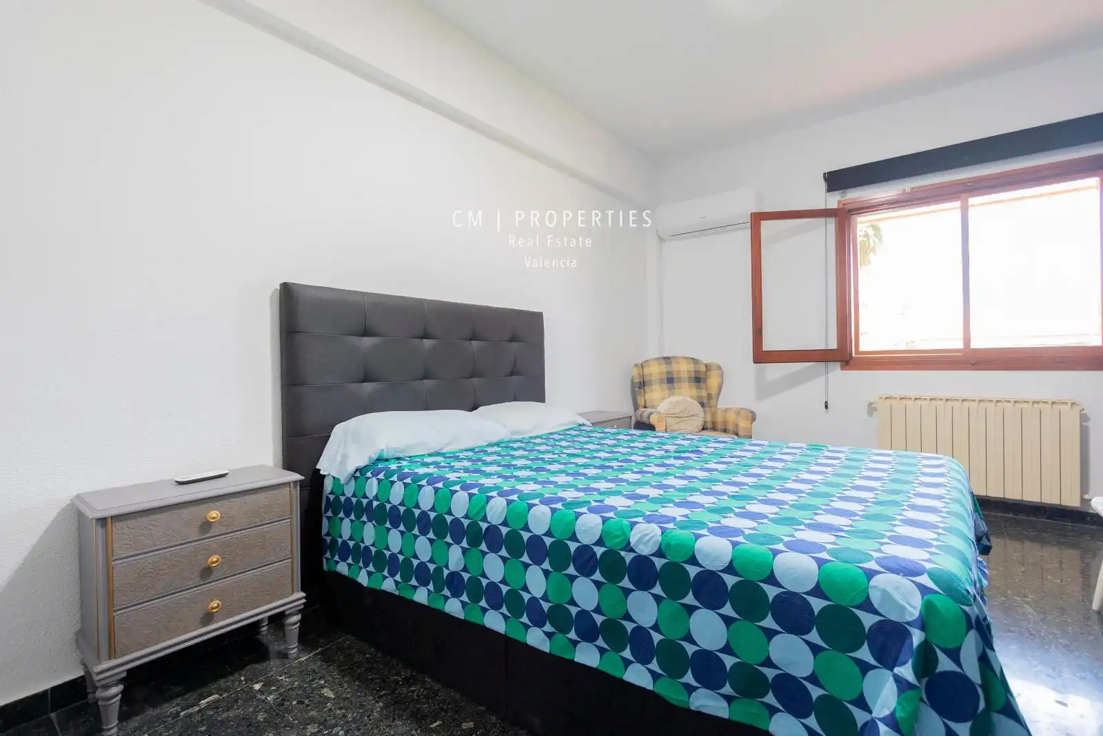 Habitación de Casa o chalet en venta en Paterna con Aire acondicionado, Calefacción y Piscina