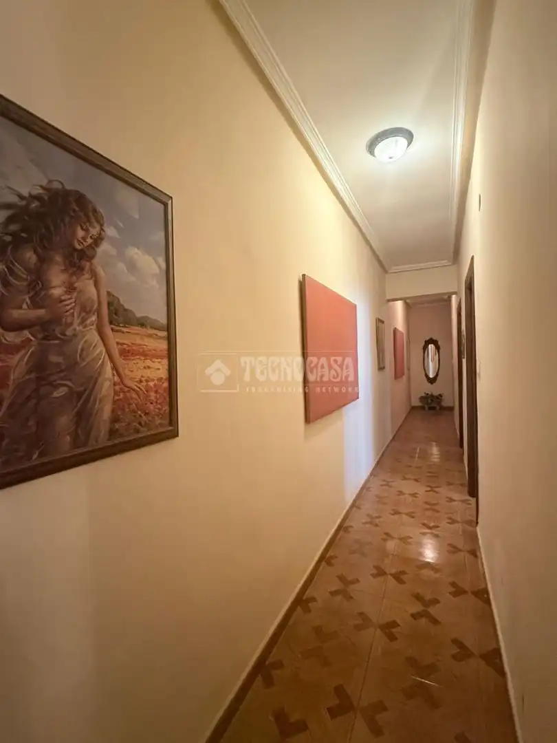Piso en venta en Alicante / Alacant con Balcón
