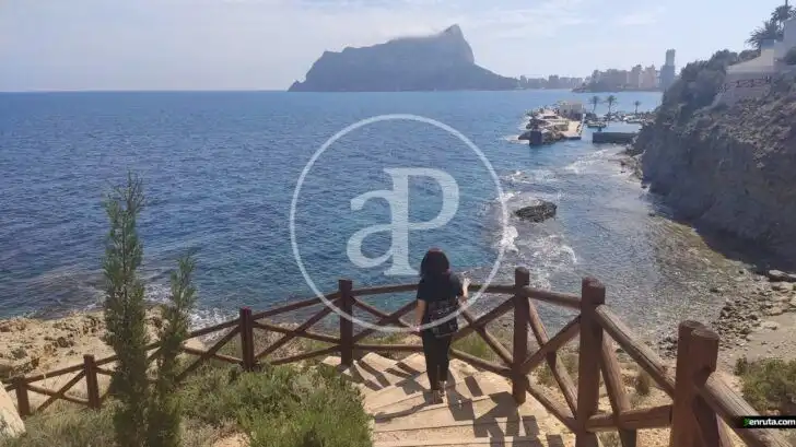 Piso en venta en Av. Rosa de los Vientos, Zona Levante - Playa Fossa