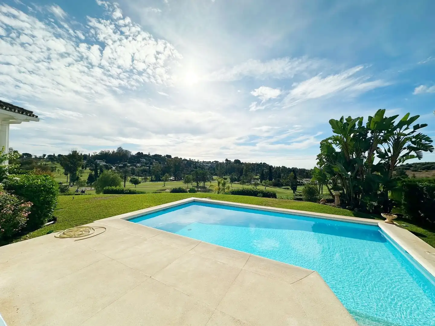 Piscina de Casa o chalet de alquiler en Estepona con Aire acondicionado, Jardín privado y Piscina