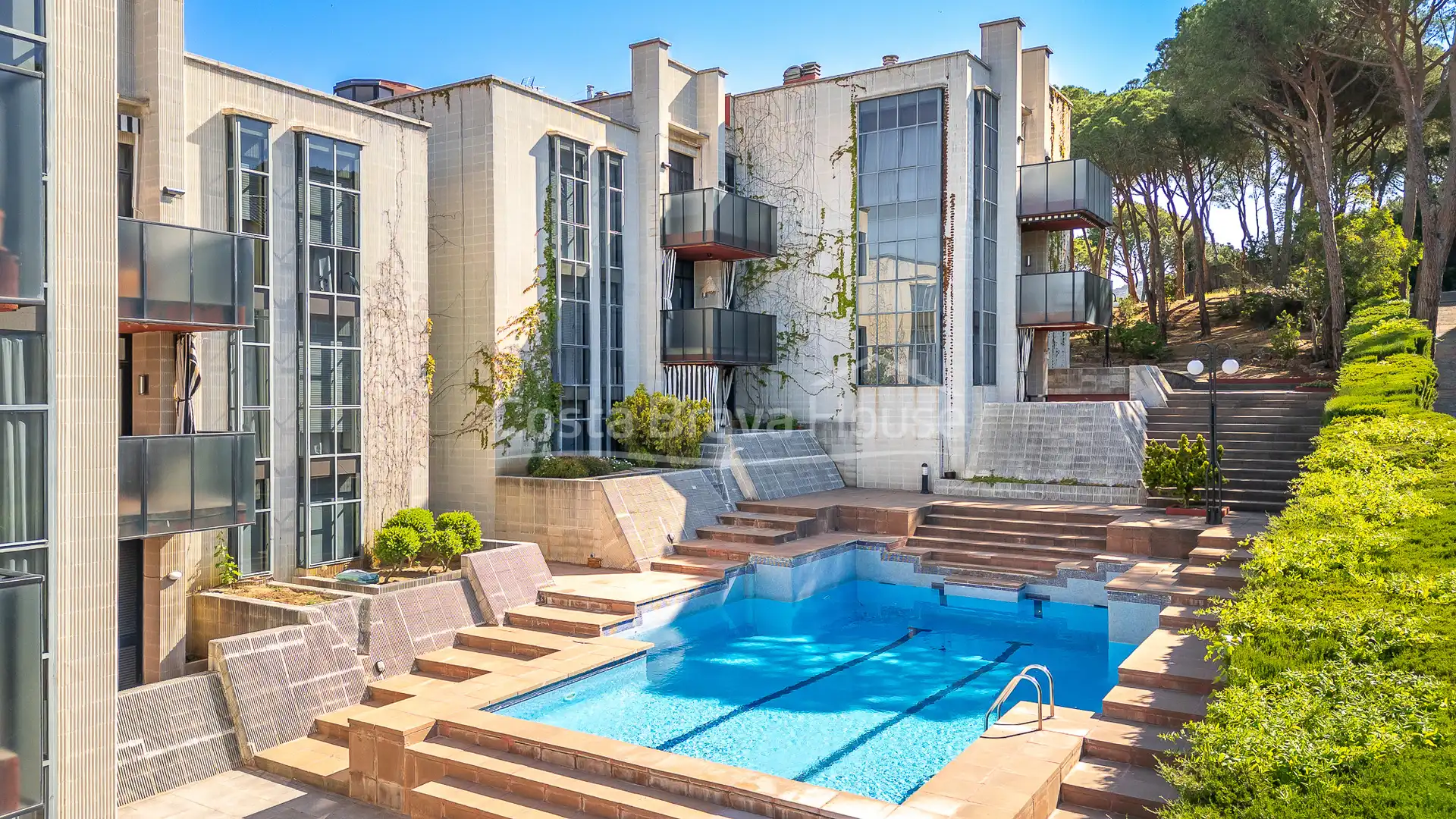 Swimming pool of Apartments for sale in Palafrugell  with Air Conditioner, Heating and Parquet flooring