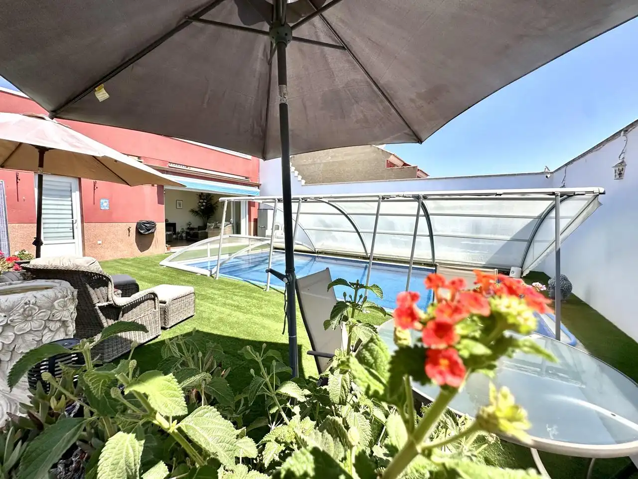 Piscina de Casa o chalet en venta en Fuente de Piedra con Aire acondicionado, Jardín privado y Terraza