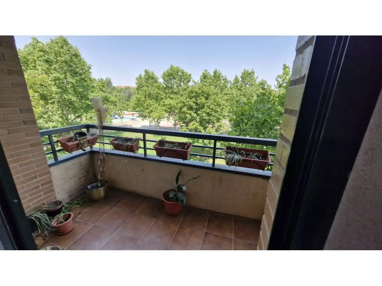 Terrassa de Pis en venda en  Logroño amb Calefacció, Parquet i Terrassa