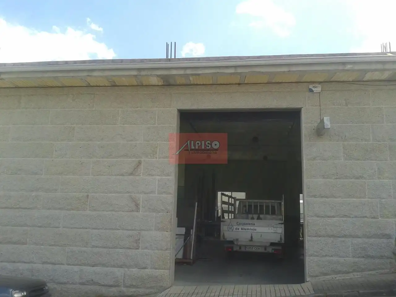 Nau industrial en venda a Esquina Alameda, Maside