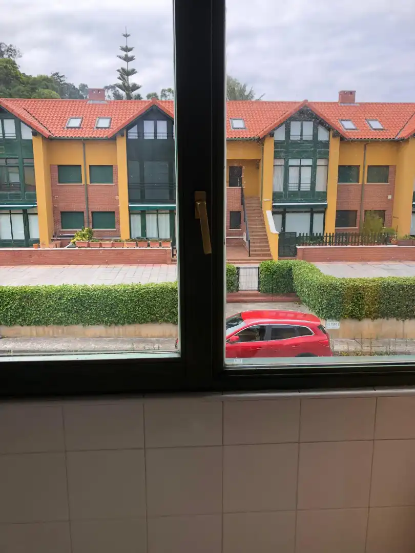 Vista exterior de Piso en venta en San Vicente de la Barquera con Calefacción, Amueblado y Balcón