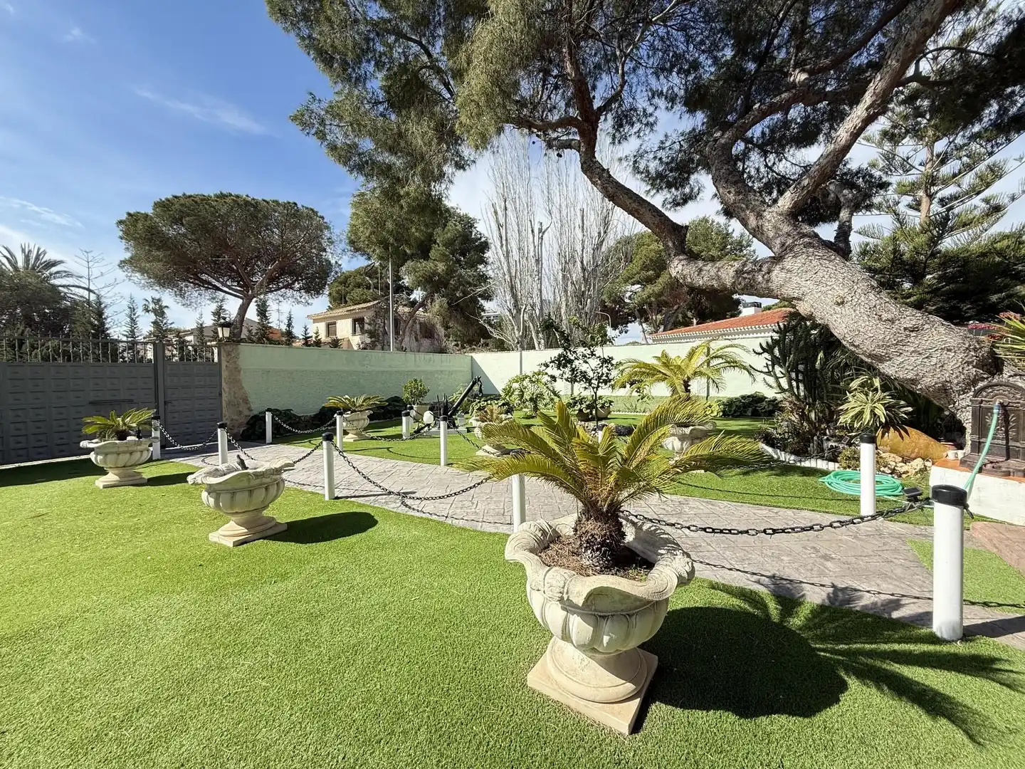 Xalet amb piscina en venda a Rafael Alberti