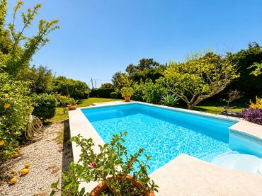 Casa con piscina en venta en Camino Diseminado Reinoso