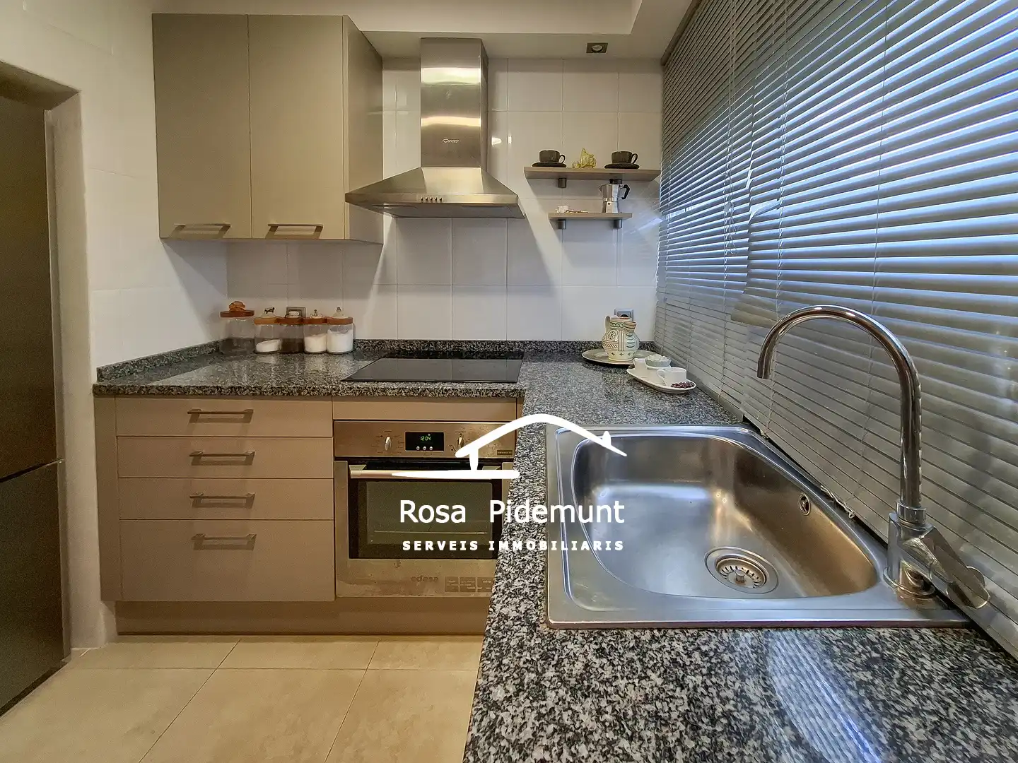 Cocina de Piso en venta en Lloret de Mar con Calefacción, Parquet y Terraza