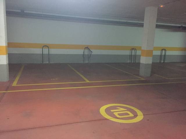 Garaje en Venta en Arrabal Ur-18 Montecillo Alto, 8 en Cártama pueblo